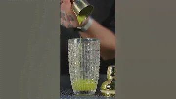 • Avocado Fresh Spritz • #short