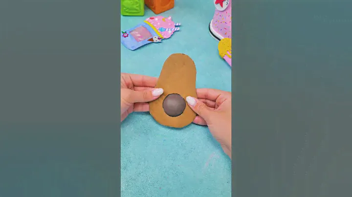 DIY Easy Avocado Antistress 🥑 #satisfying #artandcraft