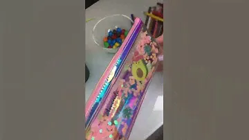Пенал-косметичка Перламутровый Полупрозрачный, с плавающими в Воде паетками, Розовый, "Авокадо"
