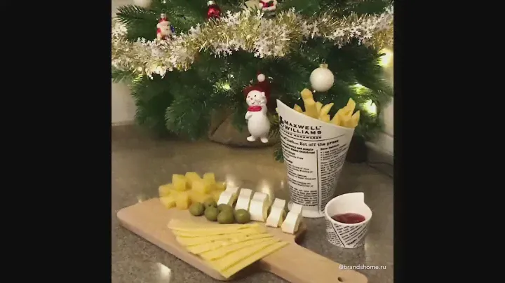 Нож для сыра с двумя лезвиями от Joseph Joseph