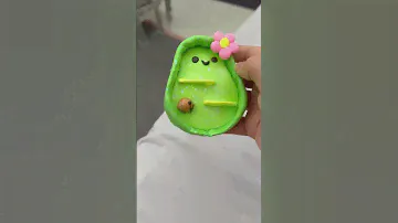 Антистресс авокадо из пластилина☺️