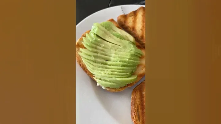 🥑ТОСТ С АВОКАДО И ЯЙЦОМ ПАШОТ🥑