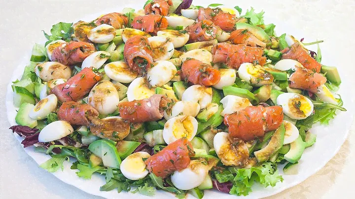 Необычный и очень вкусный салат с красной рыбой и авокадо «Легенда»
